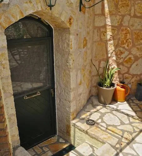 Stone Pool House Gouvia Pouládes
