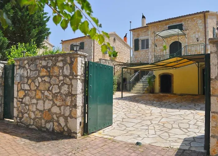 Stone Pool House Gouvia