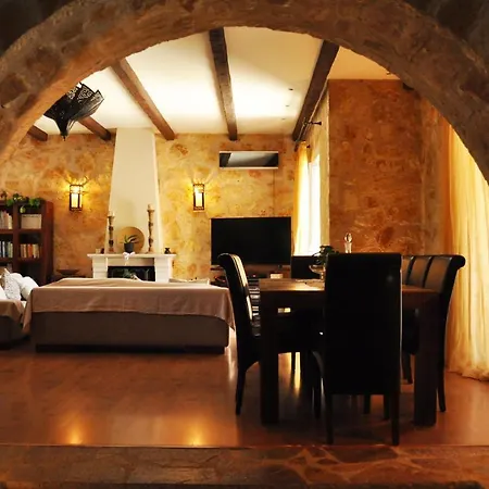 بيت للعطل Stone Pool House Gouvia Pouládes