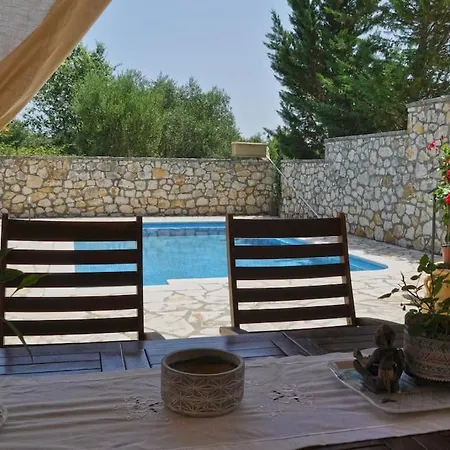 Stone Pool House Gouvia Pouládes