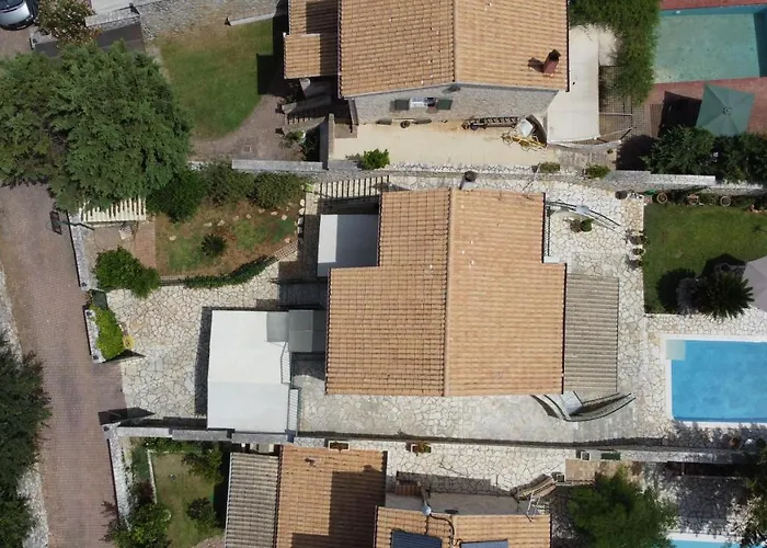 Stone Pool House Gouvia *